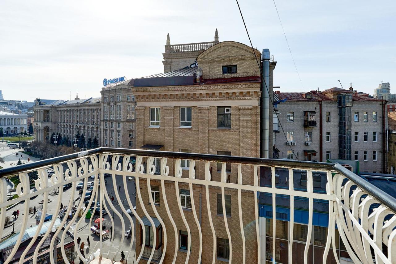 Студія З Видом На Майдан Незалежності Kyiv Exterior foto